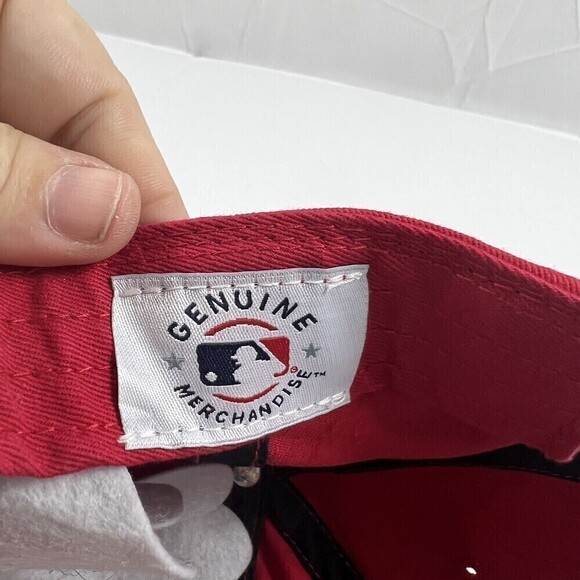 Fan Favorite St.Louis Cardinals Cap Hat Mens Red Logo Athletic MLB Baseball Hat - Picture 6 of 7